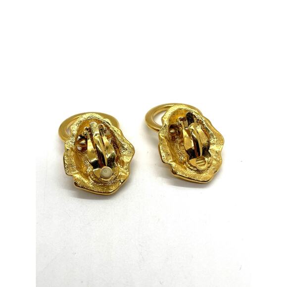 KJL for AVON Lion Head Clip Earrings - Picture 3 of 6